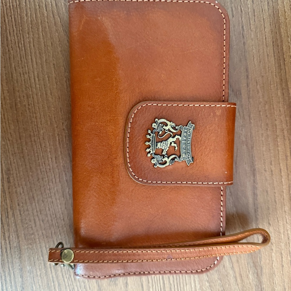Pratesi Genuine Leather Cognac Wristlet with Logo made in Italy.